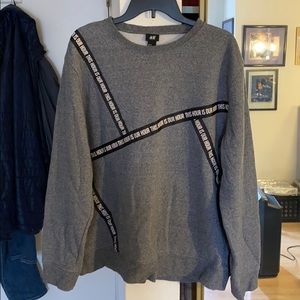 Men’s H&M Soft Grey Sweater Size XL
